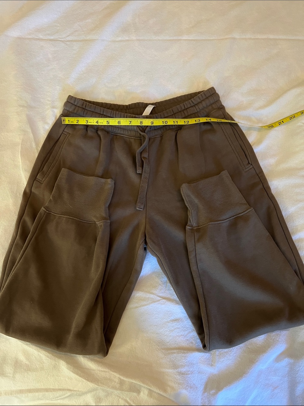 Fabletics Women’s Chocolate Brown Utility Jogger Sweatpants size M